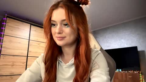 EmmaEmbers online show from March 29, 3:13 pm