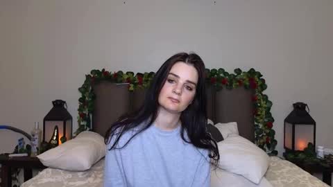 Lucy online show from December 1, 10:08 pm