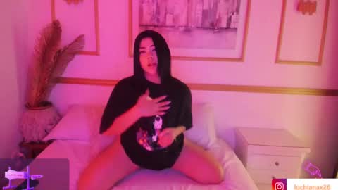 lucy online show from March 6, 8:41 am