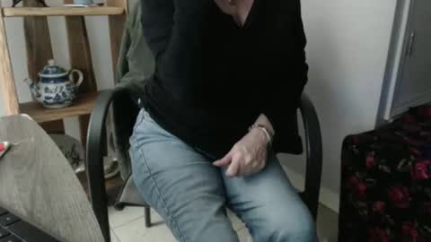 lucy_0000 online show from January 12, 7:15 am