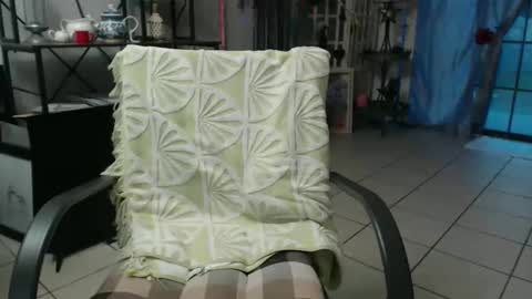 lucy_0000 online show from May 16, 12:18 am