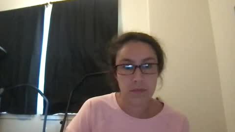 Lucy online show from August 3, 2:57 am