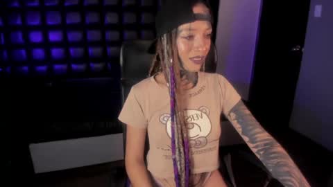 lucy online show from April 27, 8:28 pm