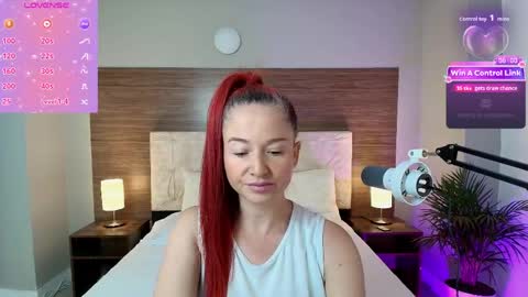 LUCY online show from April 10, 8:57 pm