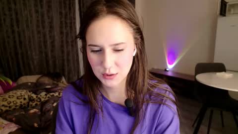 Lucy Rose online show from January 14, 3:42 pm