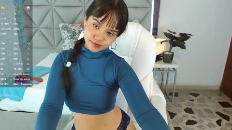 lucyrosse8 online show from September 26, 12:57 pm