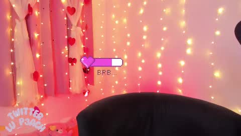 Snapshot of lucyy_peach chatting on February 23, 1:46 am LUCYY FROM HOME  online show from February 23, 1:46 am
