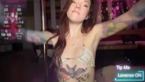 Luubeam             INSTA luubeammm TWITTER lunaisreallycu1 online show from September 22, 1:53 am