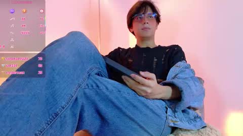 Lui online show from March 16, 4:59 am