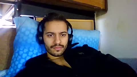 Snapshot of luigi281996 chatting on December 31, 1:19 pm luigi281996 online show from December 31, 1:19 pm