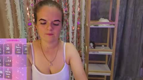 Luisa Rosee online show from September 10, 6:42 pm