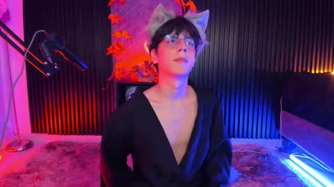 luixdust1 online show from October 4, 6:55 am