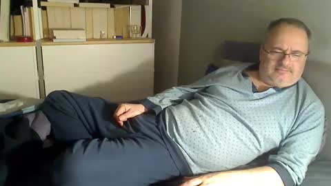 luke7634 online show from December 28, 10:23 pm