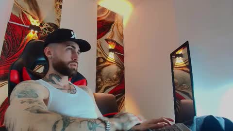 LUKE online show from December 3, 1:23 pm