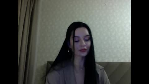 Snapshot of lulii24 chatting on October 31, 1:28 am Lulii24 online show from October 31, 1:28 am