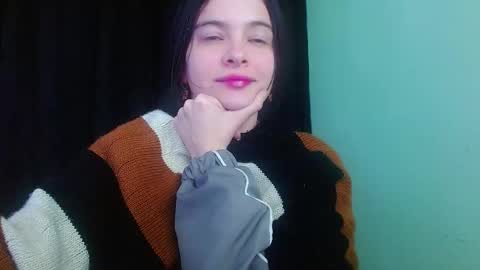 Snapshot of lulu_cm chatting on October 7, 7:15 am lulu_cm online show from October 7, 7:15 am