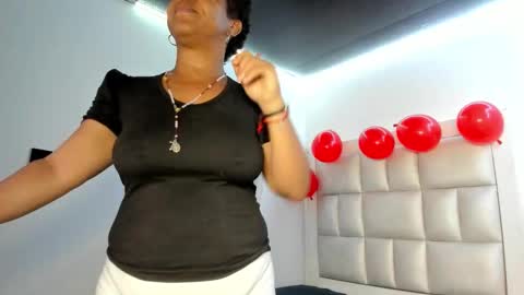 elizabeth online show from March 23, 12:21 pm