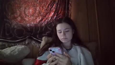 Snapshot of lulupixxx chatting on January 23, 9:18 pm Connie online show from January 23, 9:18 pm