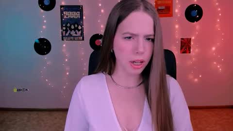 Sweet Lumi online show from March 31, 7:20 am