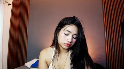 luna and banji online show from September 16, 8:12 pm