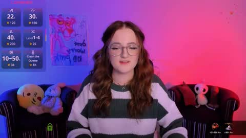 luna_berryy online show from January 6, 8:46 pm