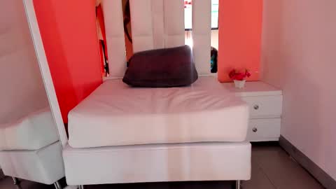 Luna online show from October 10, 9:08 pm