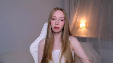 Luna online show from May 15, 9:11 pm