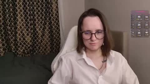 luna_loveeee online show from October 5, 4:32 am