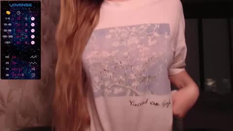 Snapshot of luna_loveisgood chatting on September 9, 12:43 am Luna online show from September 9, 12:43 am