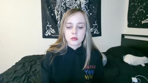 Luna online show from September 15, 4:47 am