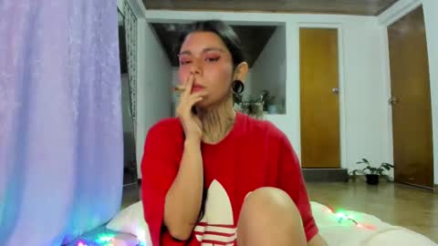 Lunaa Cute  online show from February 21, 2:28 am