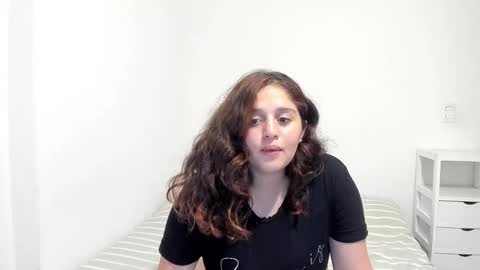 lunaberry09 online show from November 9, 1:31 am