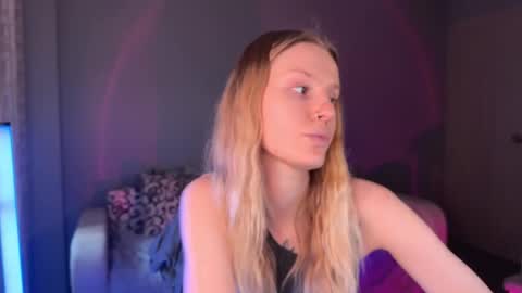 Britney online show from October 1, 2:27 pm