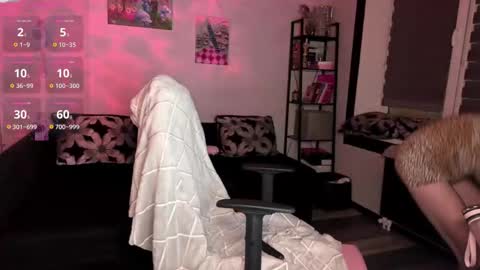 Britney online show from February 11, 7:50 pm