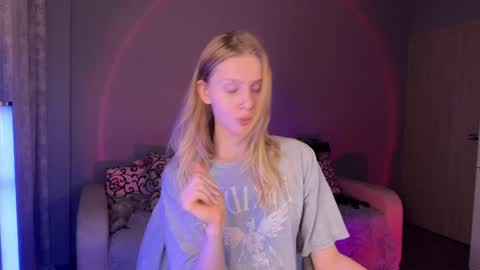 Britney online show from September 8, 4:06 pm