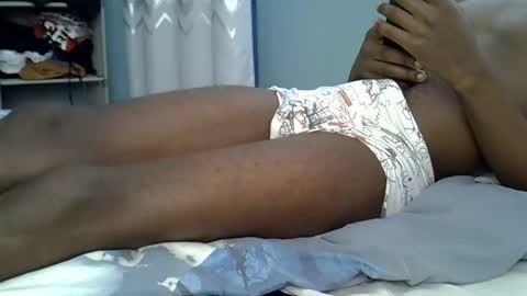 lunalove22_ online show from November 27, 4:31 am