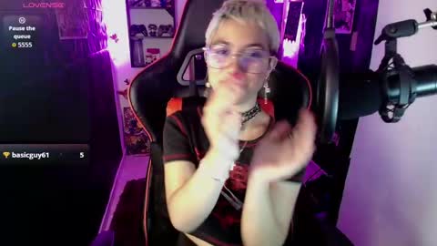 lunarichy online show from December 16, 10:27 pm