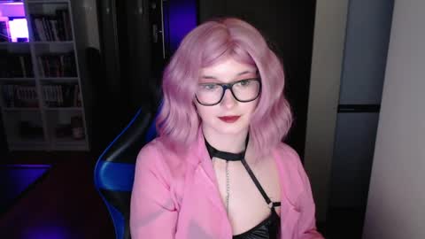 LunaXcherry online show from March 26, 7:19 pm