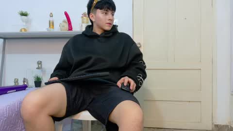 lunaydream online show from May 30, 12:14 pm