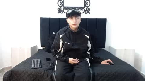 lunaydream online show from May 18, 11:27 am