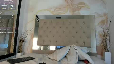 lunna__tylor online show from March 15, 4:39 am