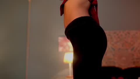 lupe online show from October 24, 7:36 pm