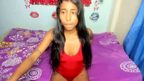 Snapshot of lupita_hot77 chatting on October 16, 1:27 am lupita_hot77 online show from October 16, 1:27 am