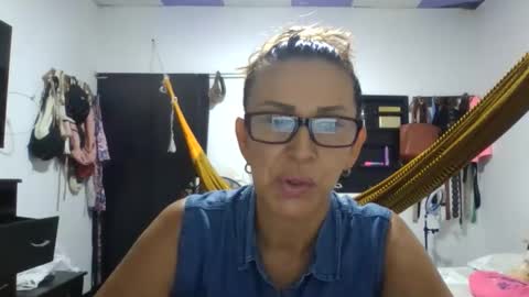 Lupita online show from March 31, 3:45 pm