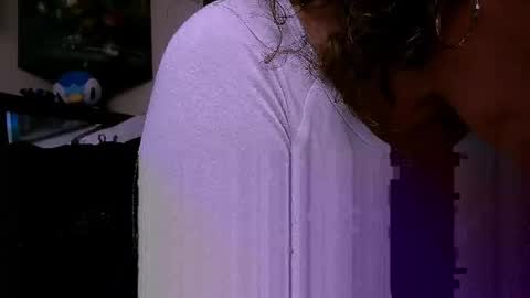 .Clarissa. Follow me on Instagram   miss buns  online show from October 27, 10:48 am