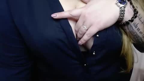 Hailey online show from January 27, 11:22 pm