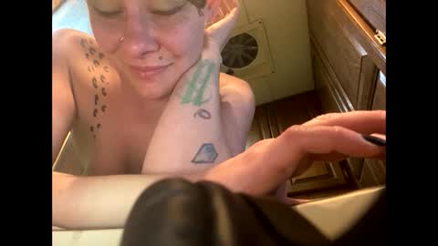 Kikithebaee online show from March 1, 12:17 am