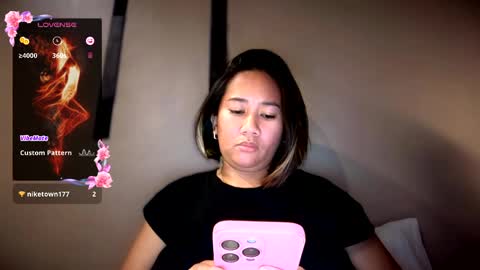 lust_4_daze online show from April 28, 4:33 pm