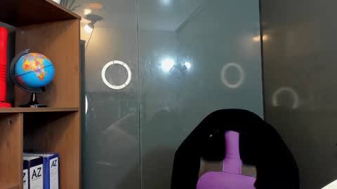 Angela 3 online show from December 6, 9:07 pm