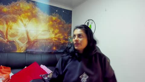 Angela 3 online show from December 31, 11:31 am